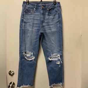 AMERICAN Eagle Hi-Rise Tomgirl Distressed Blue Jeans Sz 6 Regular